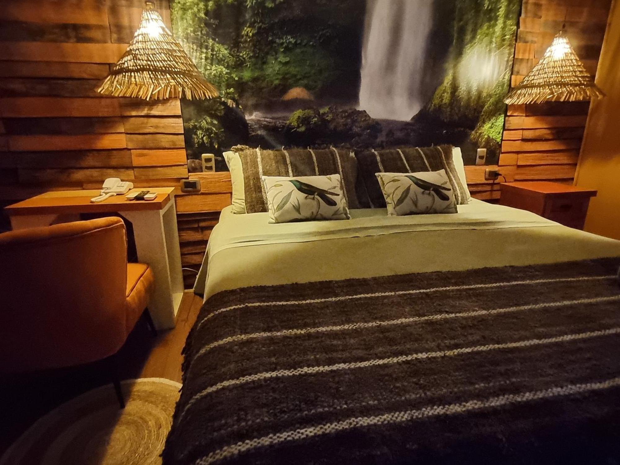 Hotel Boutique Tierra De Islas Chiloe Castro Room photo